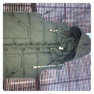 Vest/hoodie grey zip up mens large will fit medium